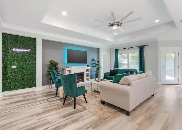 Emerald-Gem-Inn • Laguna Haven/Beach Home!